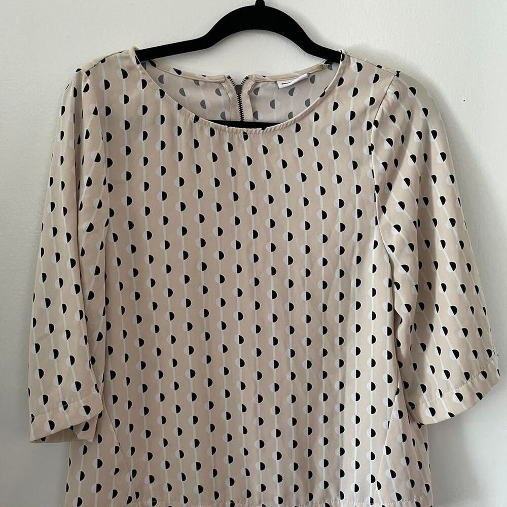 Dkny Women's Cream and White Blouse